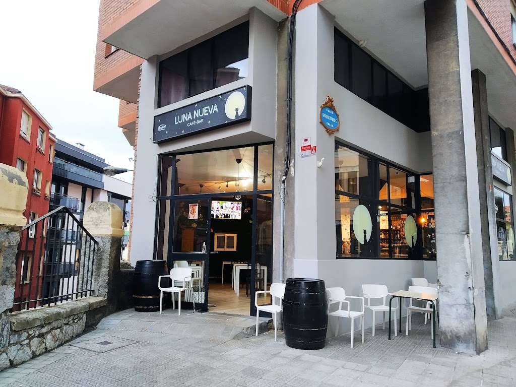 Luna Nueva Restbar