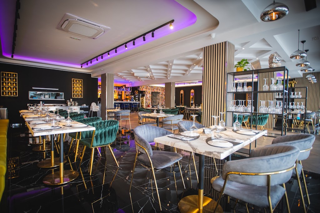 Bombay Babu Playa Paraiso — Ambiente