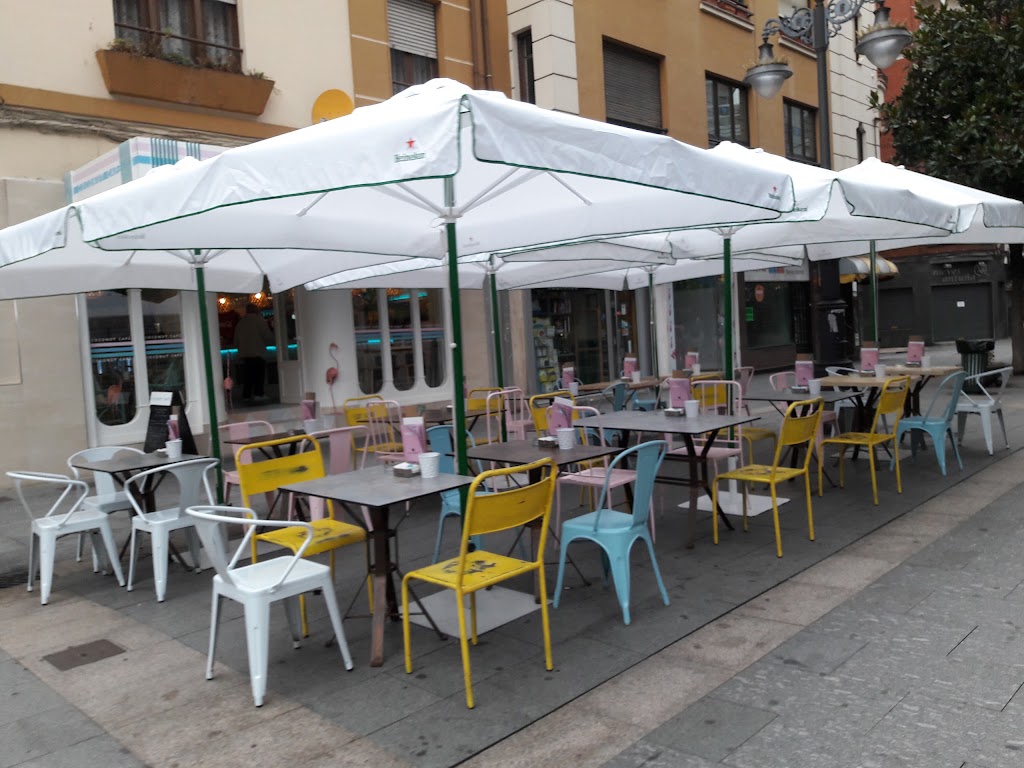 Coconut Cafe — Ambiente