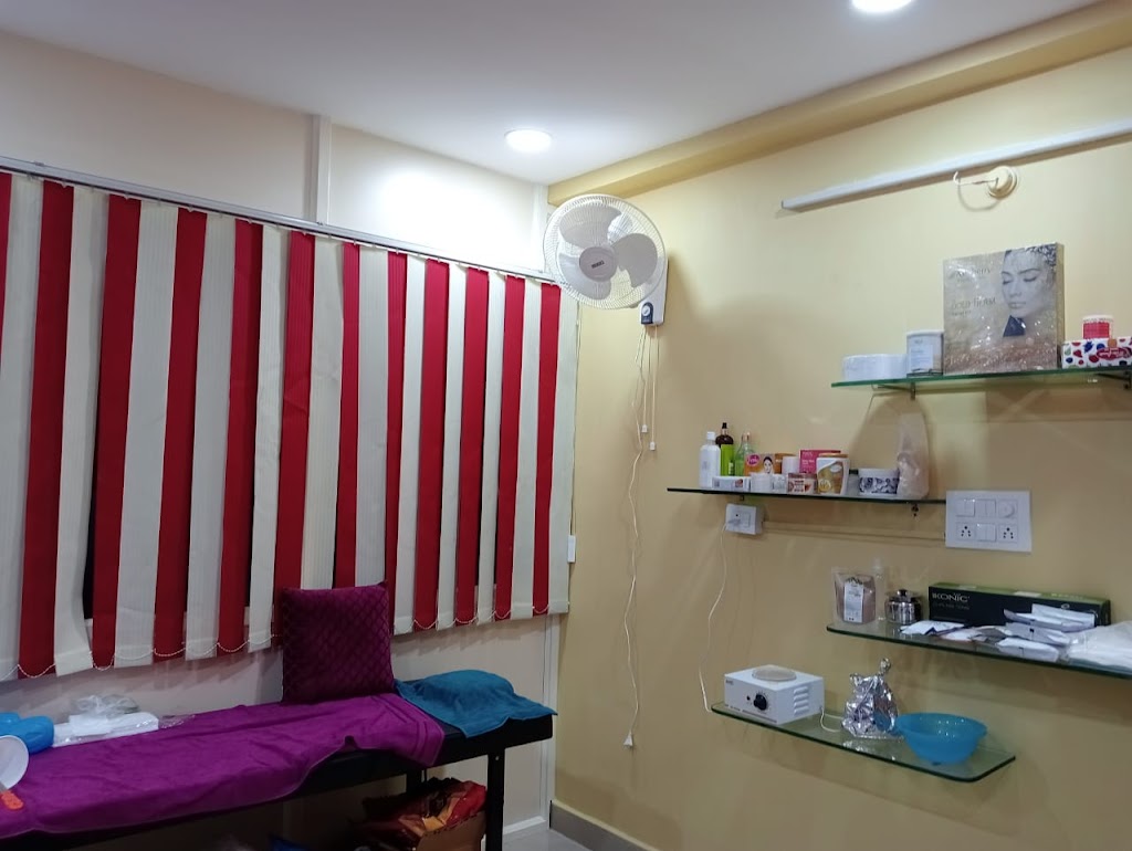 Vijaya Beauty Parlour And Bridal Makeup