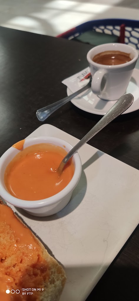 Cafes Kaldia — Cafe