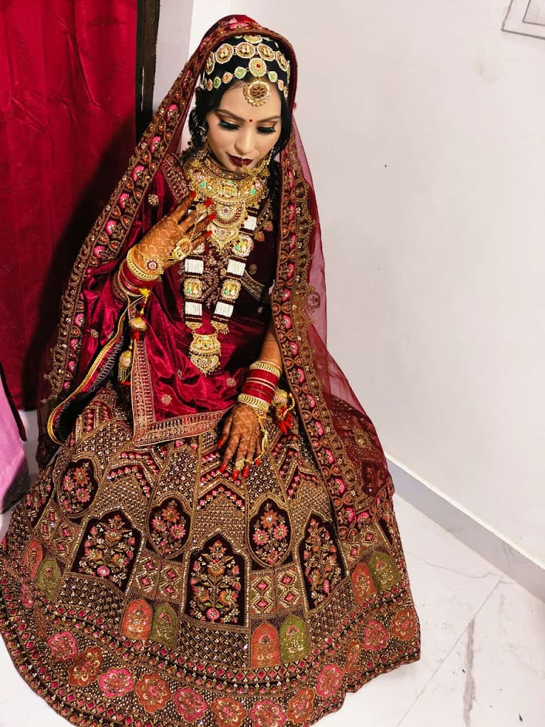 Aashi Beauty Parlour