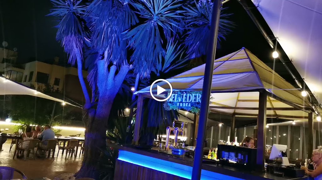 Soho Pool Club Bar-Restaurante — Videos