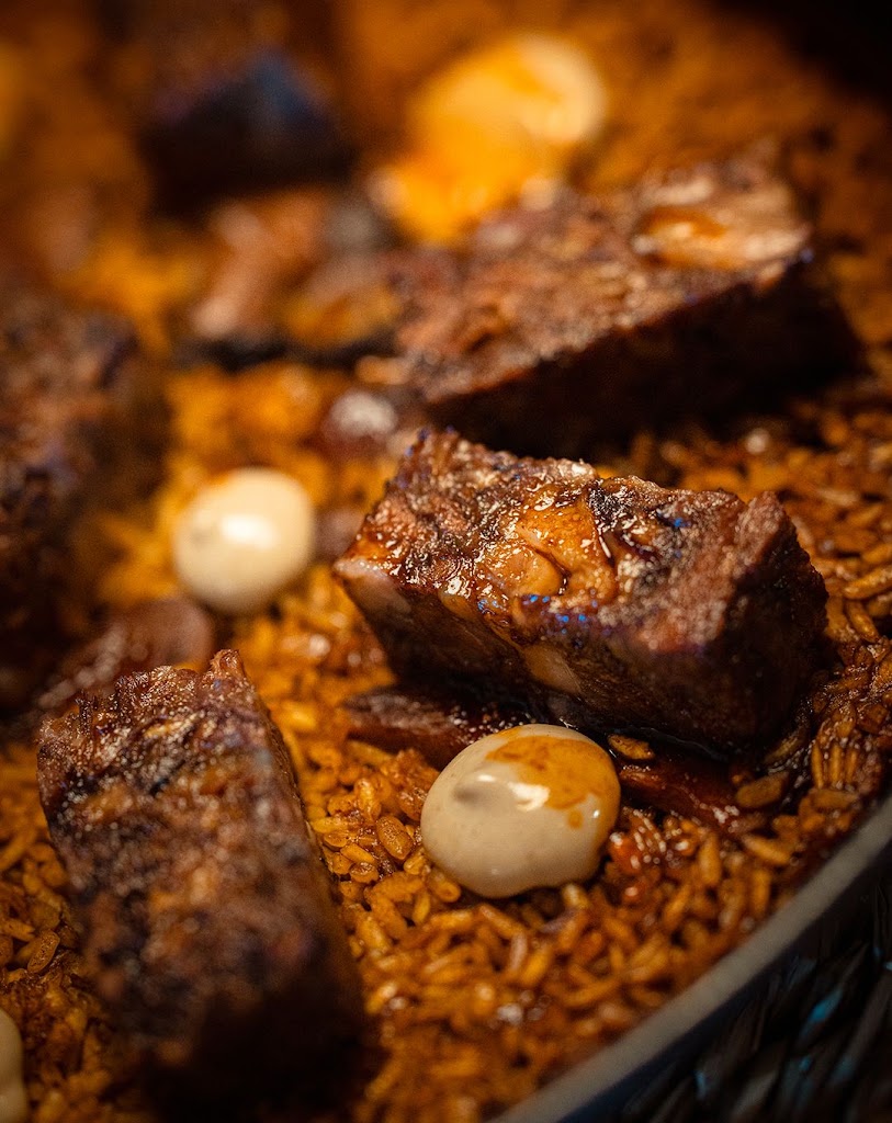 MARIMORENA Restaurante — Comida y bebida