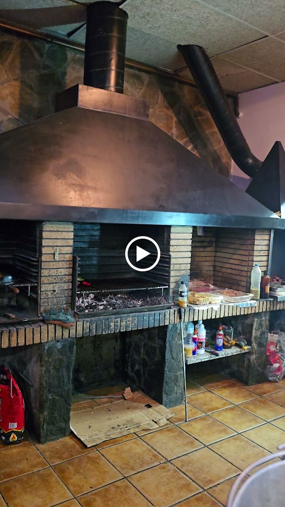 Bar Chimenea — Videos