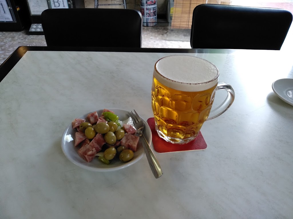 Cafeteria PORTO CRISTO — Comida y bebida