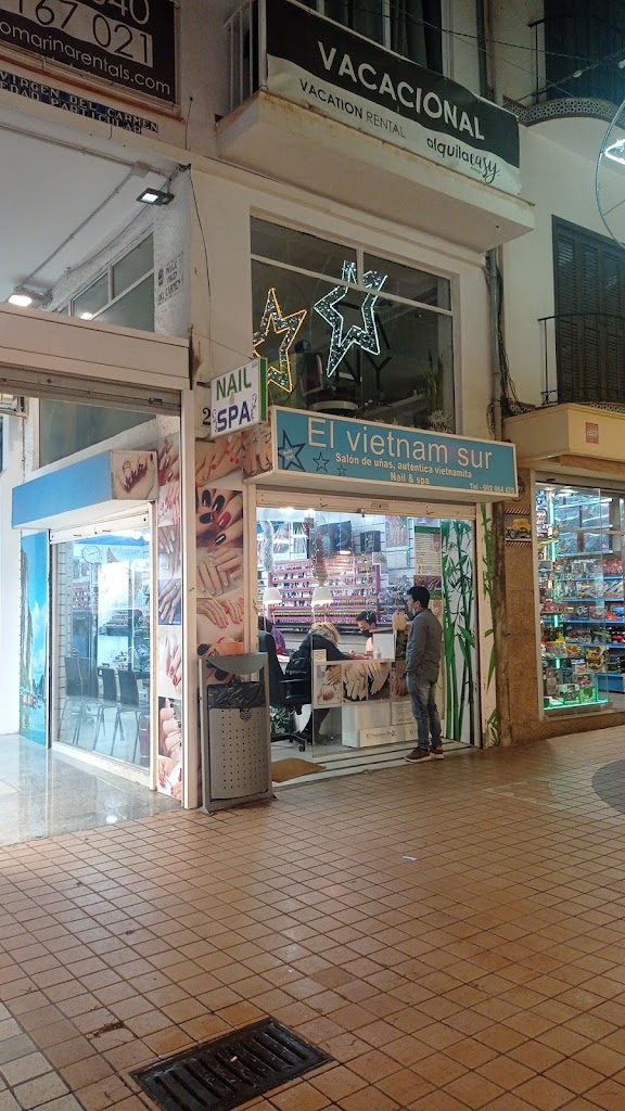 Vietnam nails Torremolinos — Exterior