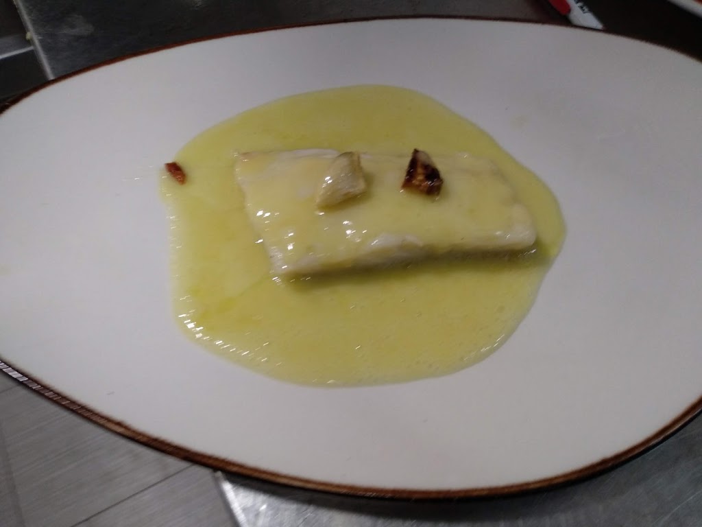 Bar El Reencuentro — Comida y bebida