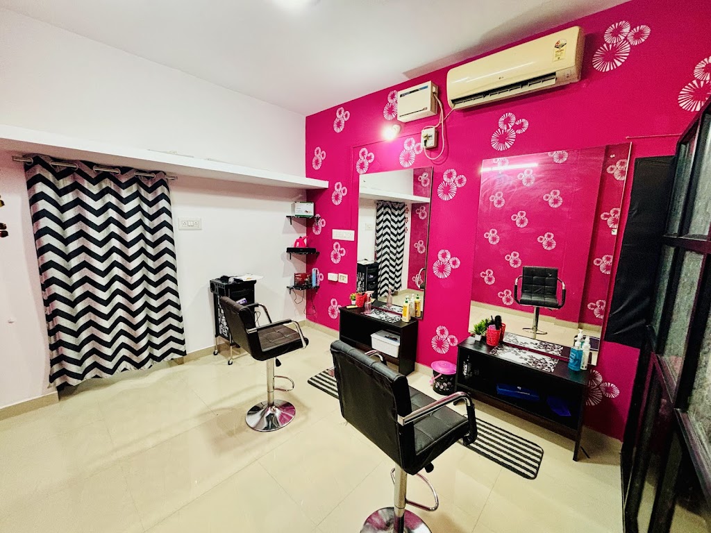 Elite Tress Hair Extensions Women S Hair Salon Beauty Parlour