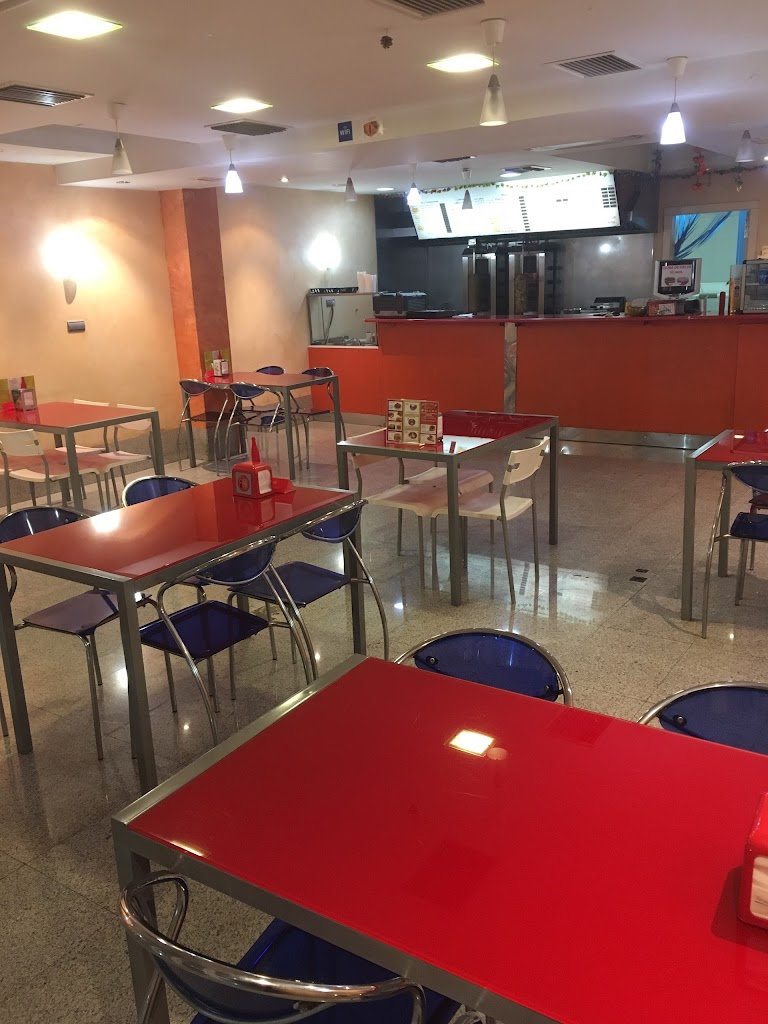 Bilawal Doner kebab pizza las torres de cotillas — Ambiente