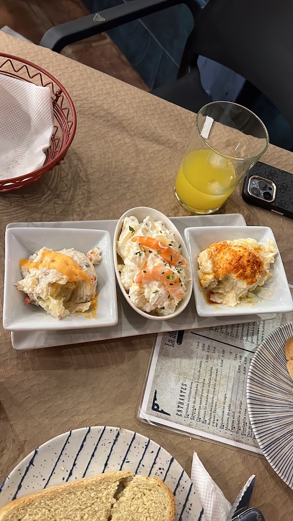 cafe bar la Almadraba — Carta