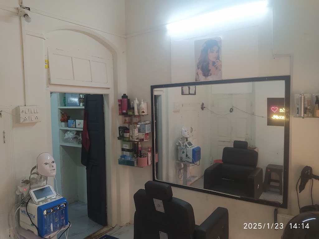 Ankita Makeover Salon Spa Academy Neral