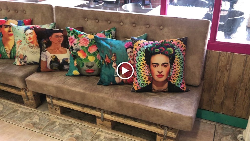 Cantina Mexicana Las Marias Barakaldo — Videos