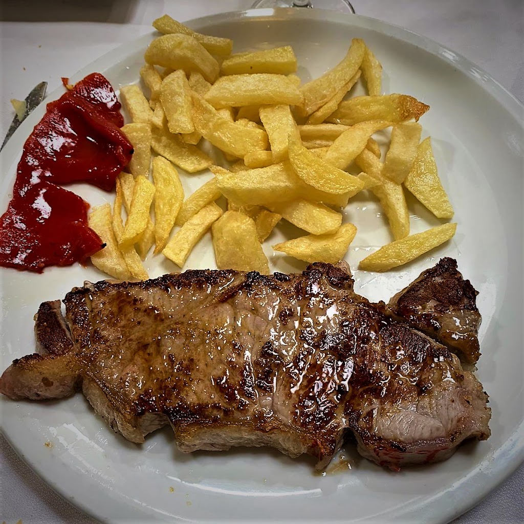 Casa Maria. Cocina tradicional desde 1966 — Comida y bebida