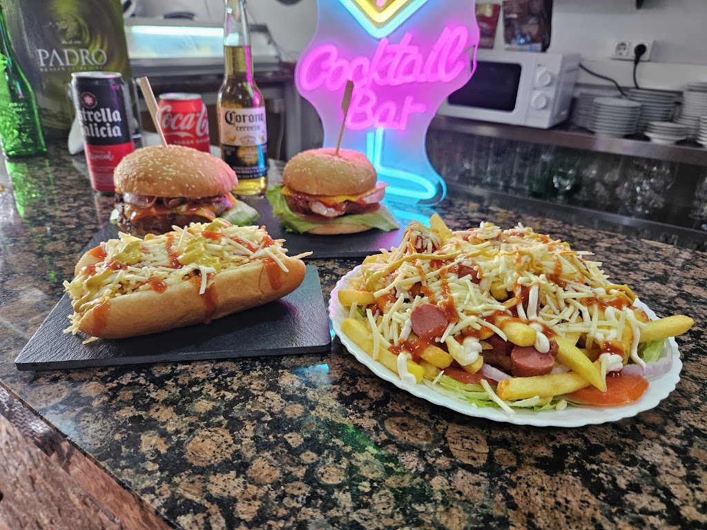 Bar Torres II — Comida y bebida