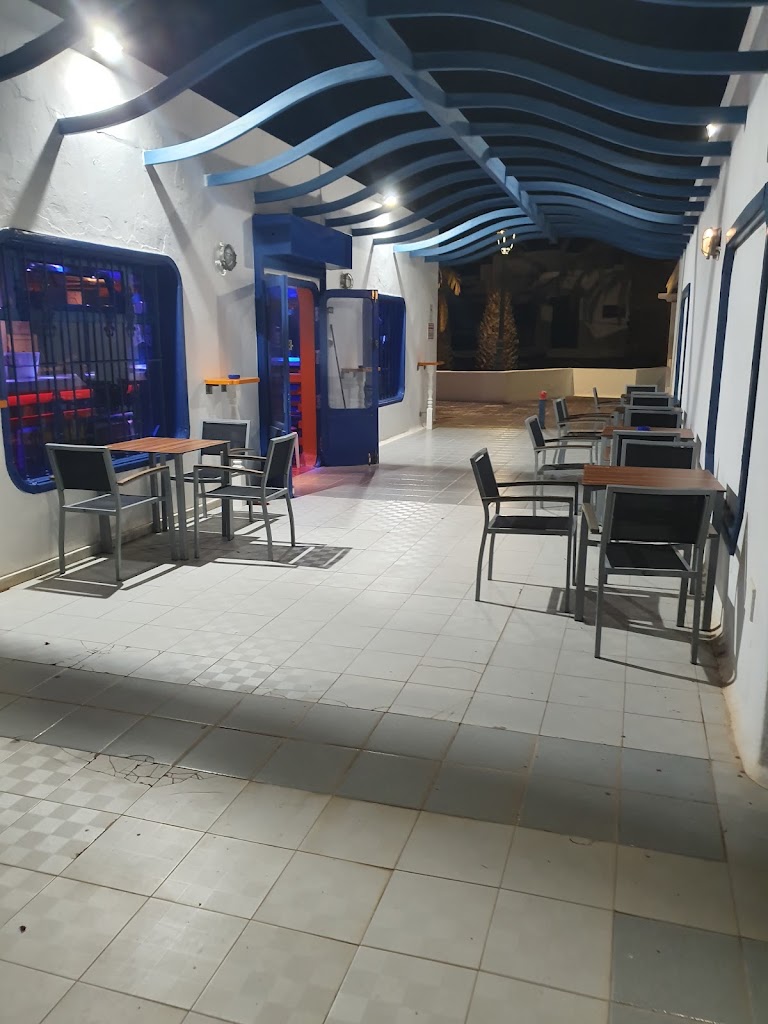 Lively Lady Cabaret Lounge — Del propietario