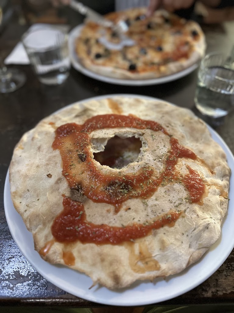 Pizzeria El Sabio — Calzone
