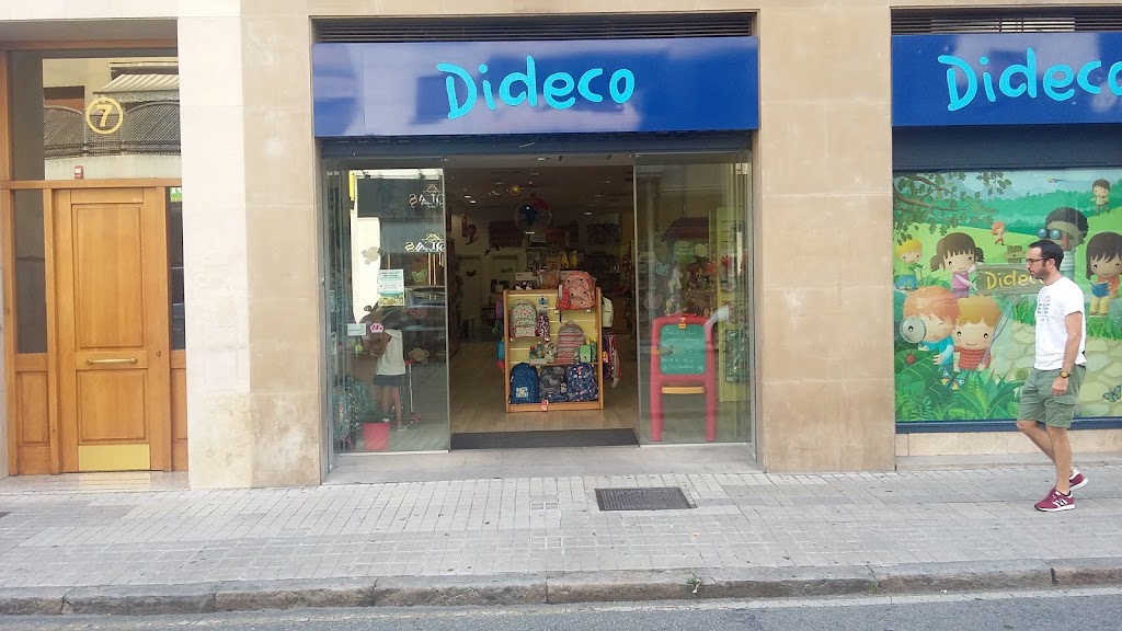 Foto 2 de Dideco Pamplona Tienda de Juguetes y Libros