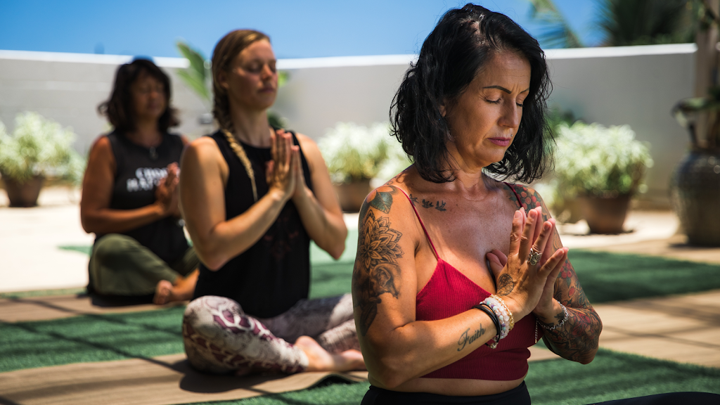  Yoga Under the Palms