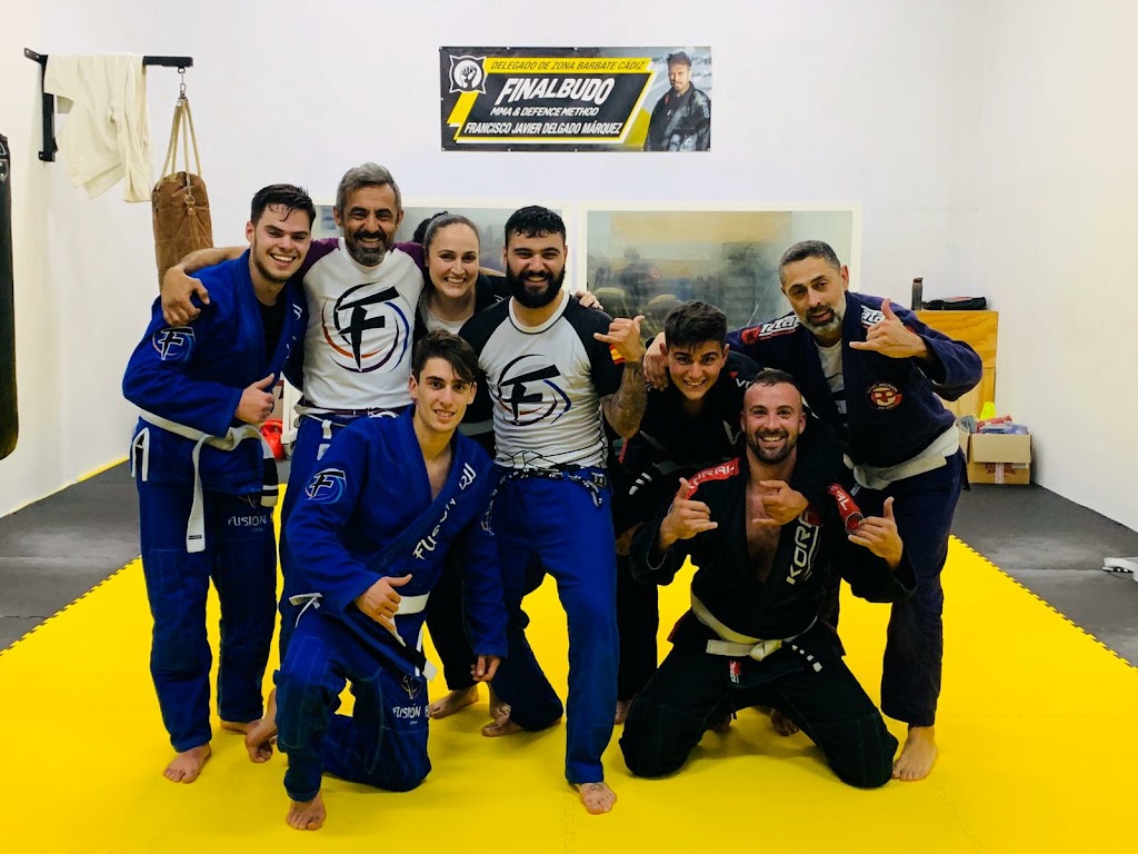 Escuela de Jiu Jitsu brasileno — Uniforme