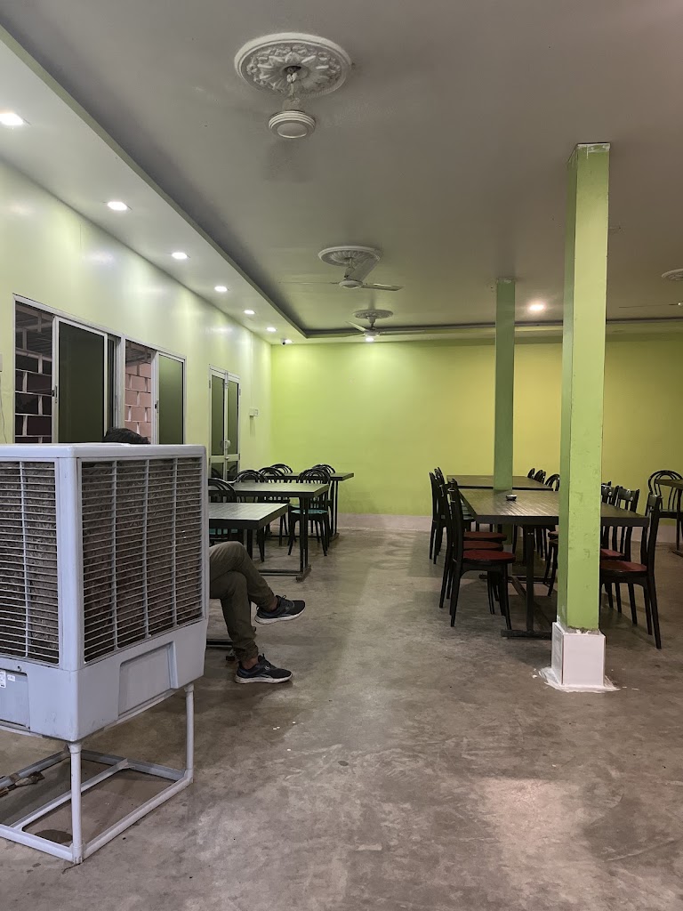 Chacha Bhatija Hotel Family Restaurant