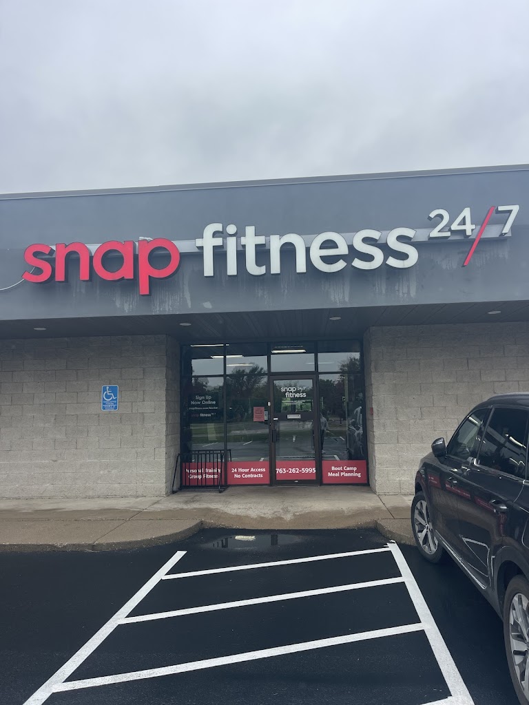  Snap Fitness Becker