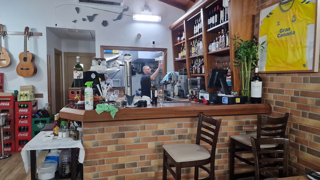 La Tasquita Canaria — Ambiente