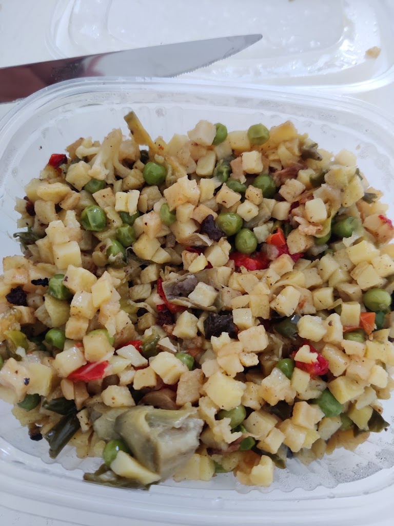 Bar Cafeteria Jardin — Comida y bebida