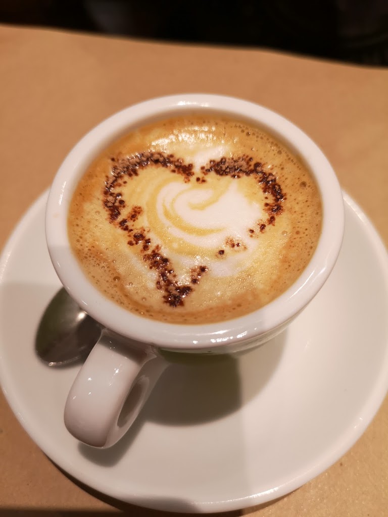 Restaurante y vinoteca Cal Sant — Capuchino