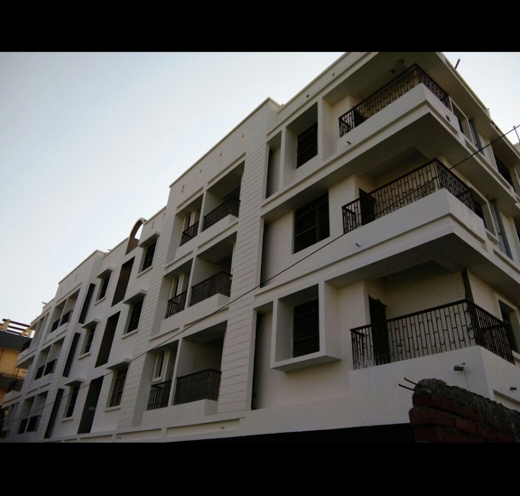 Paradise Girls & Boys Hostel