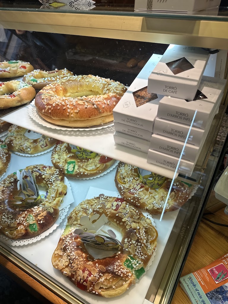 Forn de pa El Roser — Pastel