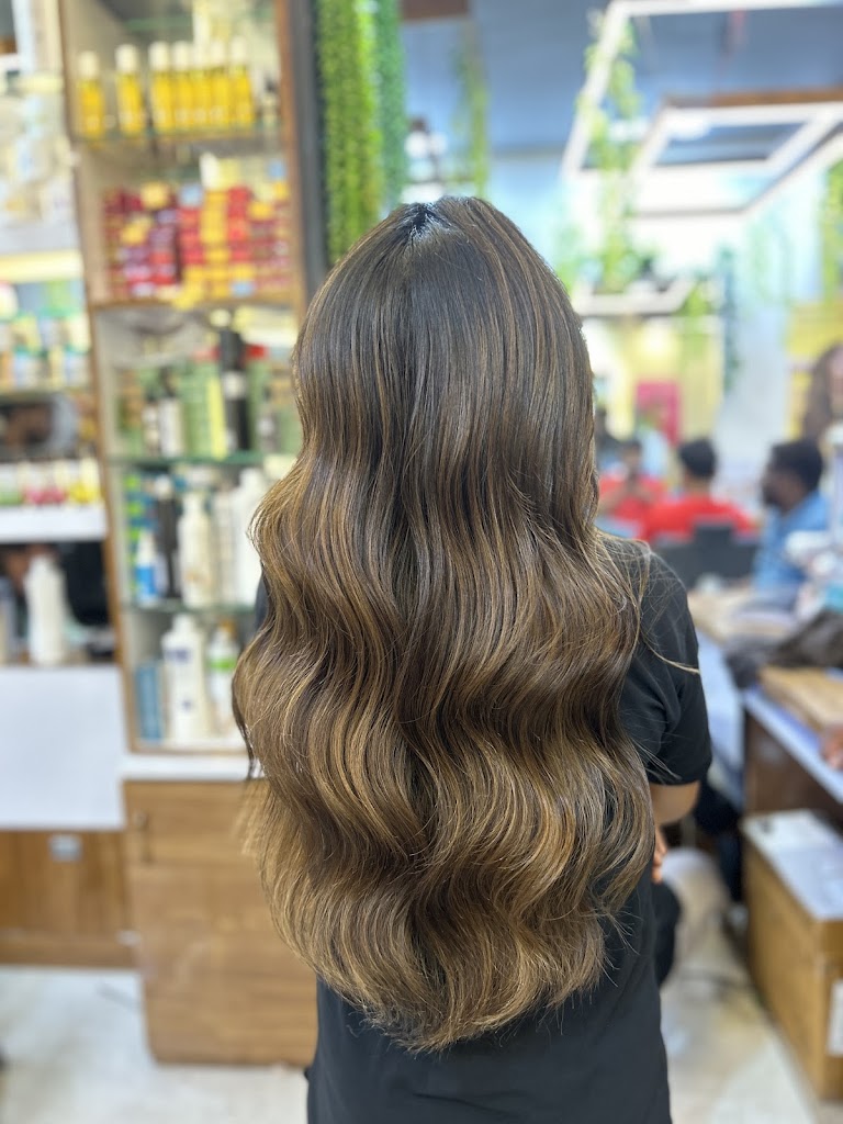 Elevate Unisex Salon