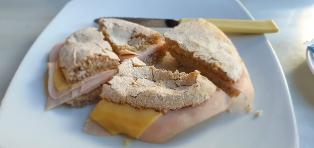 Bar - Cafeteria - Churreria La Rueda — Comida y bebida