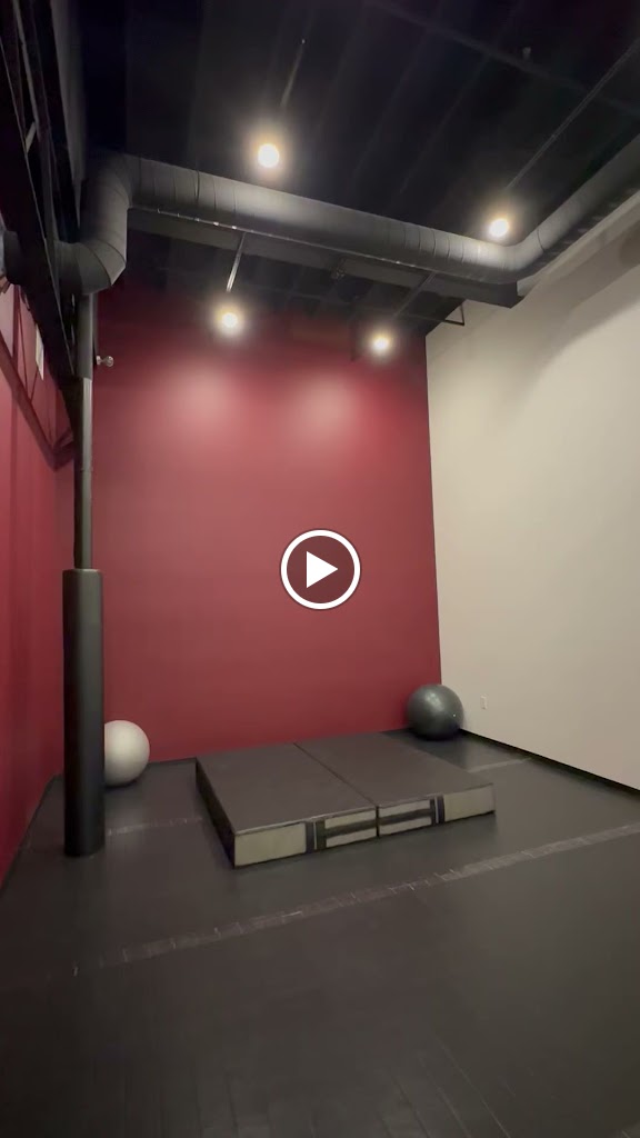  Grand Rapids Aerial Lounge