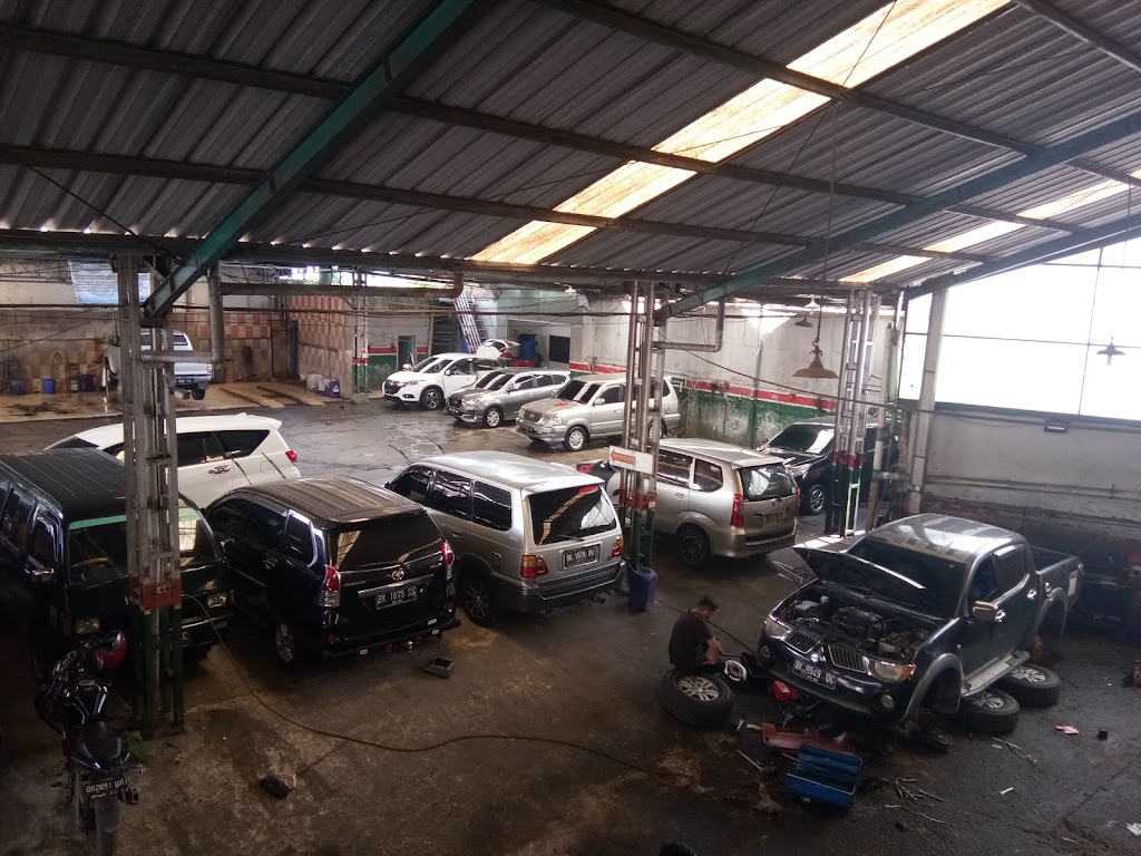Bengkel King Reinhard Car Sevice Station