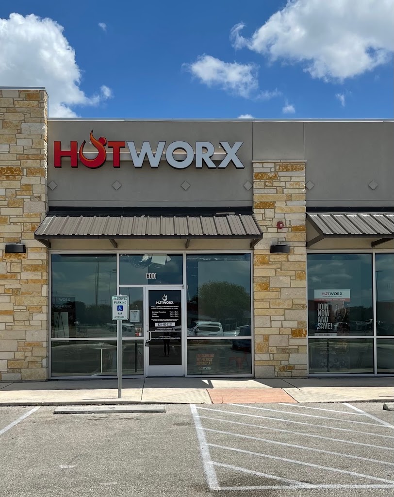  HOTWORX - Seguin, TX
