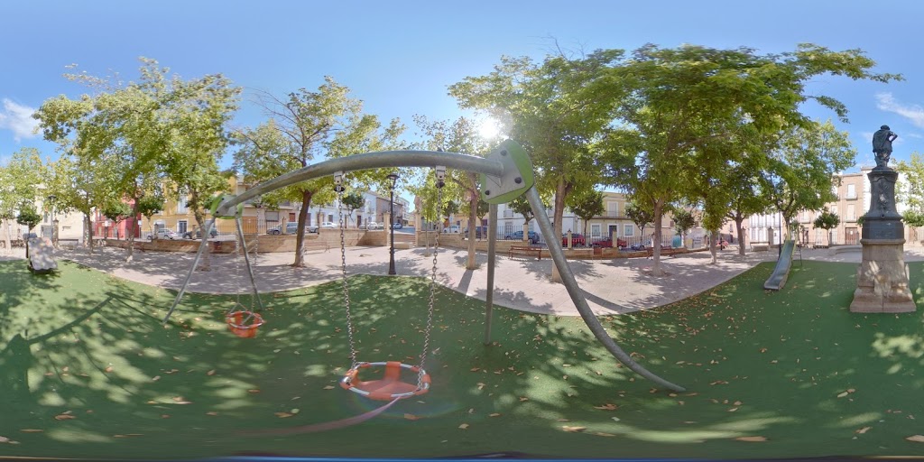 Parque Alfonso XII, Plaza Alfonso XII