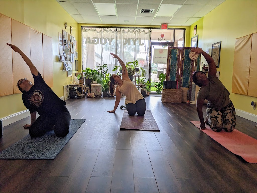  Jyotirmaya Yoga Kendra