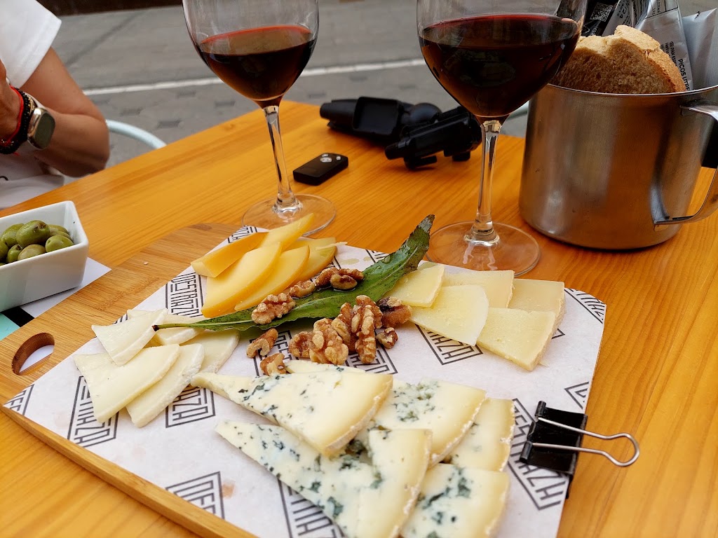 Bar Destraza — Queso