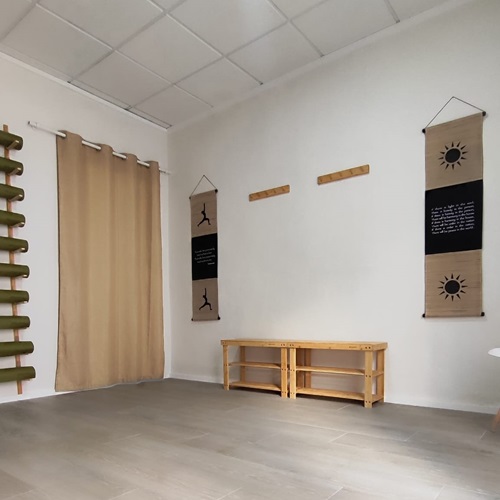 Arrels. Yoga y bienestar en Ibi