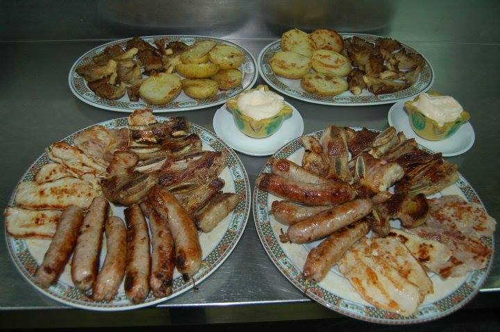 El Rebost del Xaxo — Comida y bebida