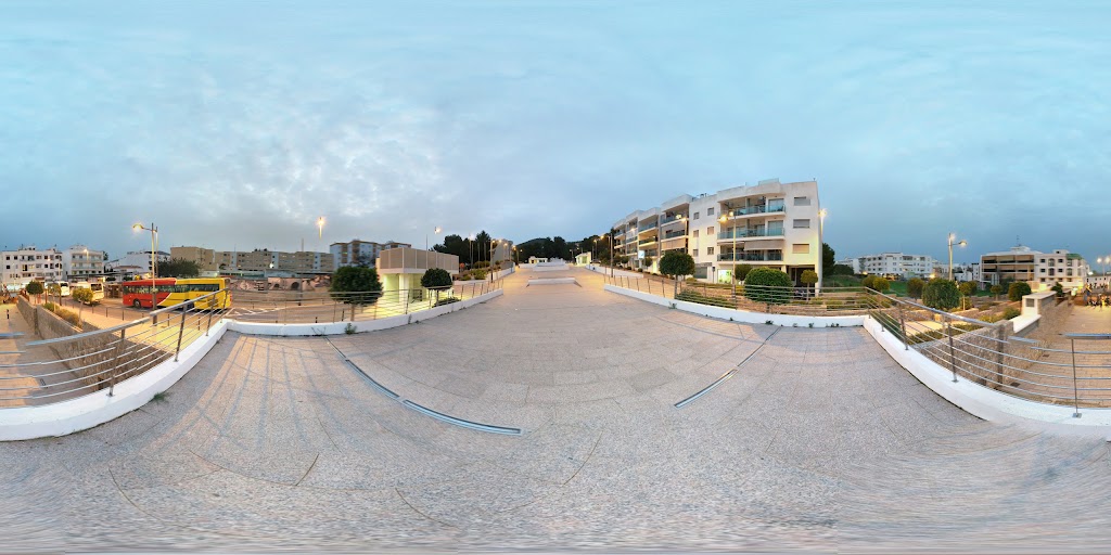 Parking Santa Eularia des Riu — Street View y 360deg
