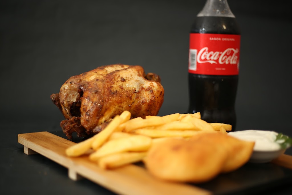 Comida para llevar | Cacique's Pollos | Restaurante — Carne de pollo