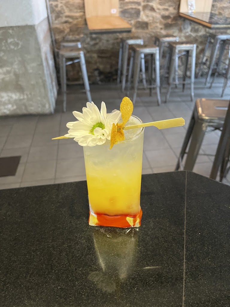 Bar Conga 7 — Comida y bebida