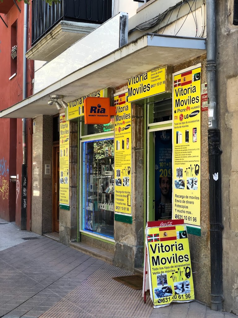 Vitoria Moviles — Exterior
