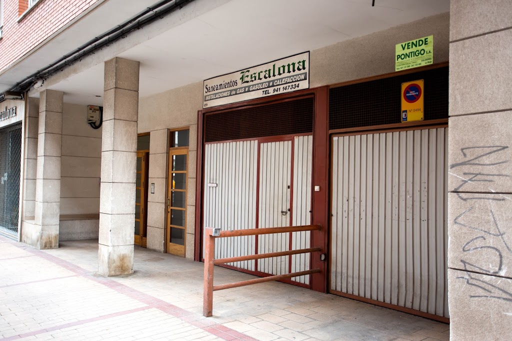 Saneamientos Escalona — Exterior