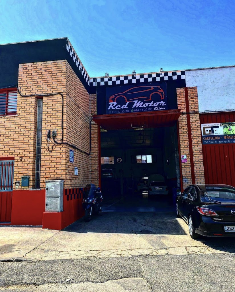Red Motor Taller — Exterior