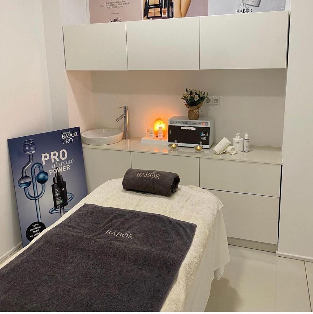 Jiana Beauty & Wellness Center — Del propietario