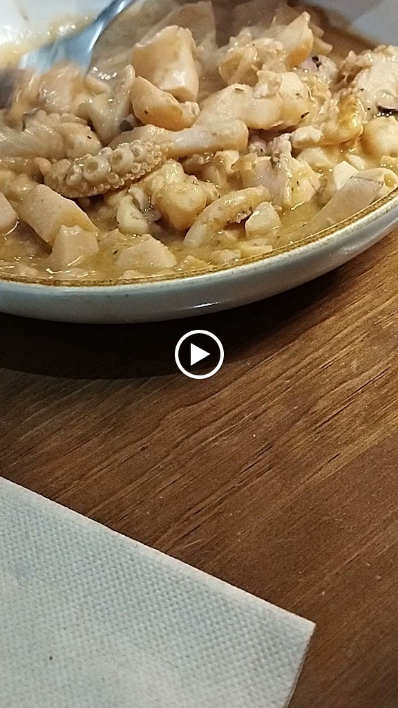 El cafe de la Tertulia — Videos