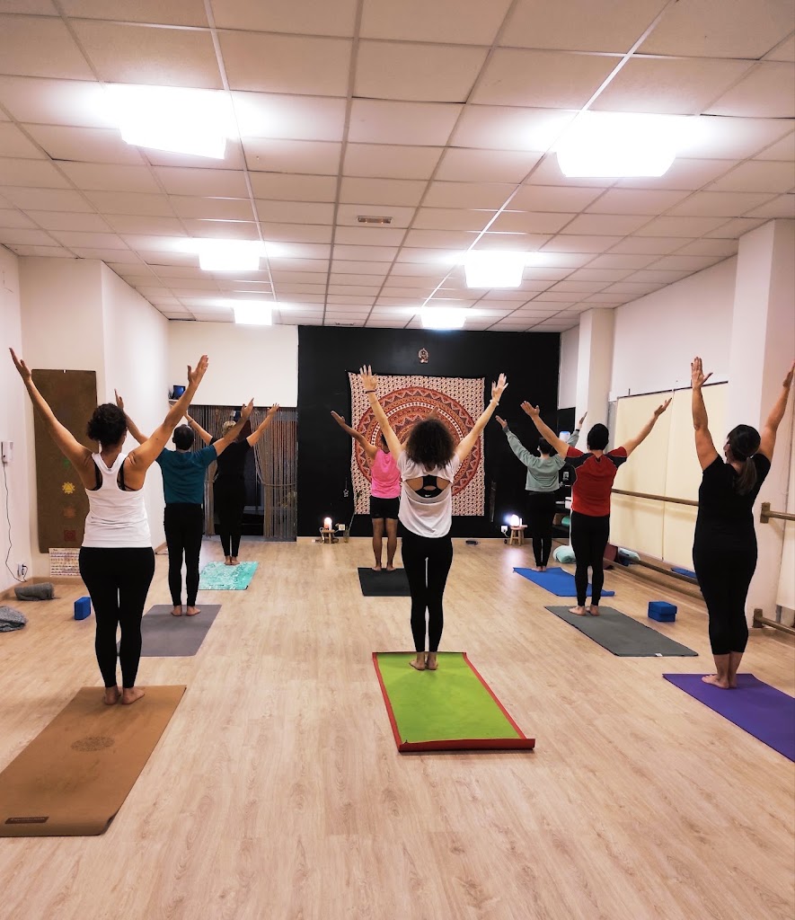 Centro Yoga & Pilates Madhana — Yoga